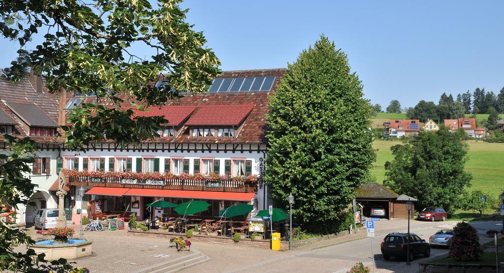 Hotel Hirschen Sankt Peter Exterior foto
